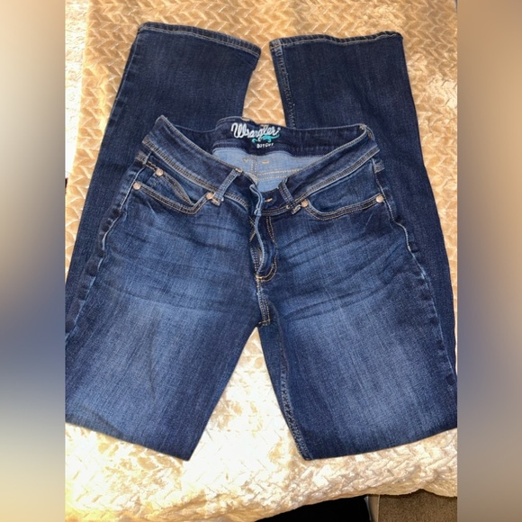 Wrangler Retro Low Waist Bootcut. Size 7/8 - Picture 1 of 4